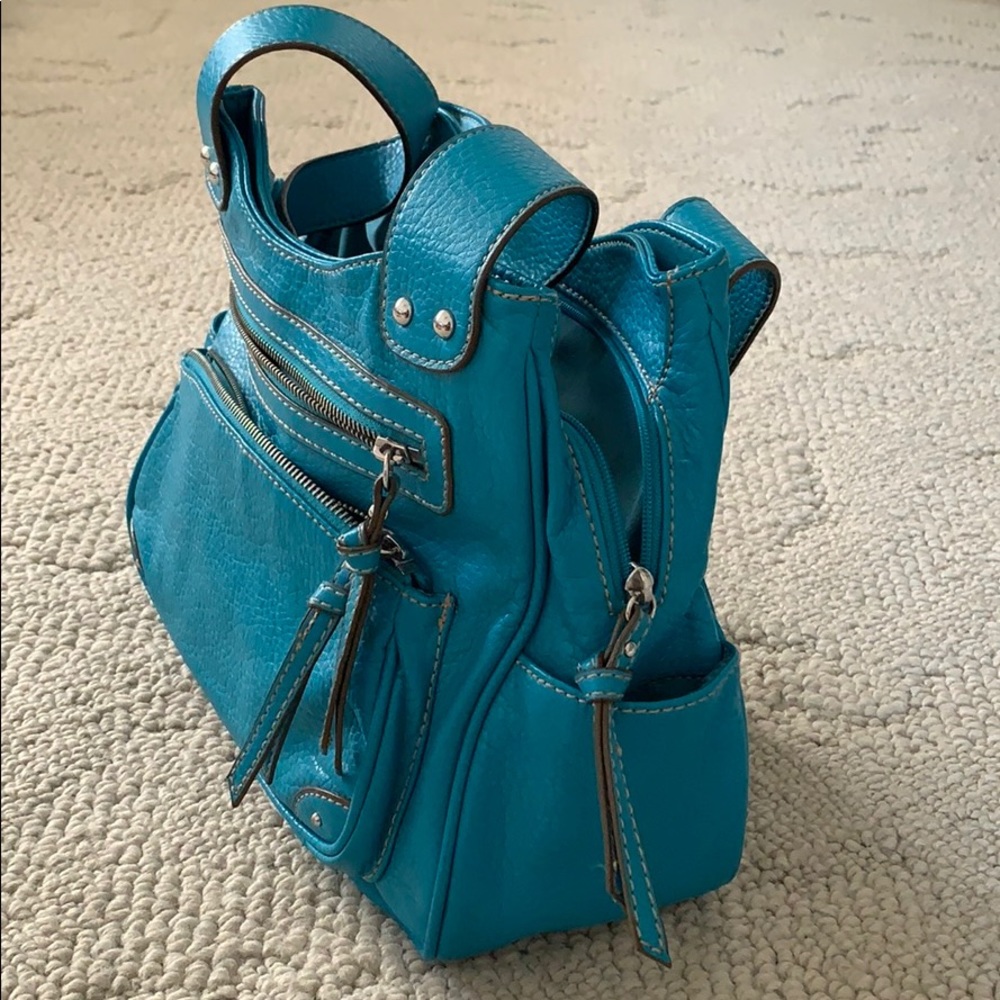 Bright blue purse! - Picture 2 of 5